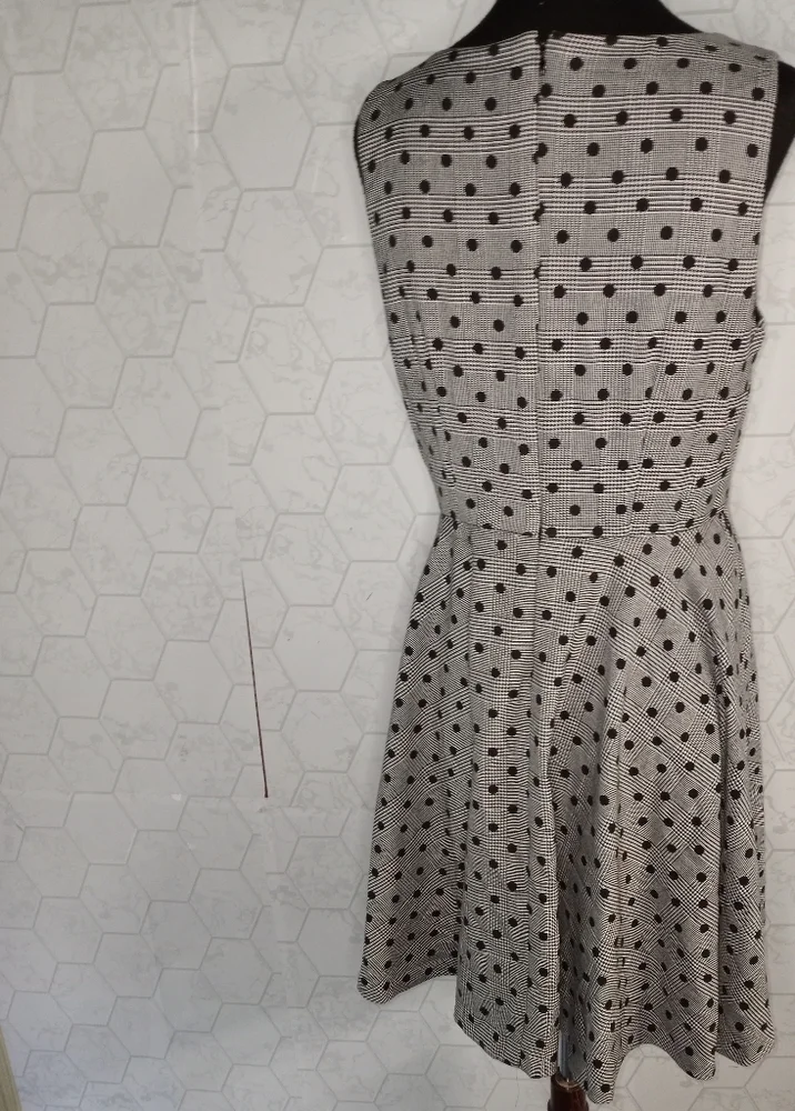 ELLE Plaid polka-dot flare dress in gray/black - Picture 5 of 16